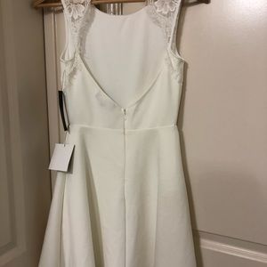 NWT LULU’S White stretch knit lace circle dress